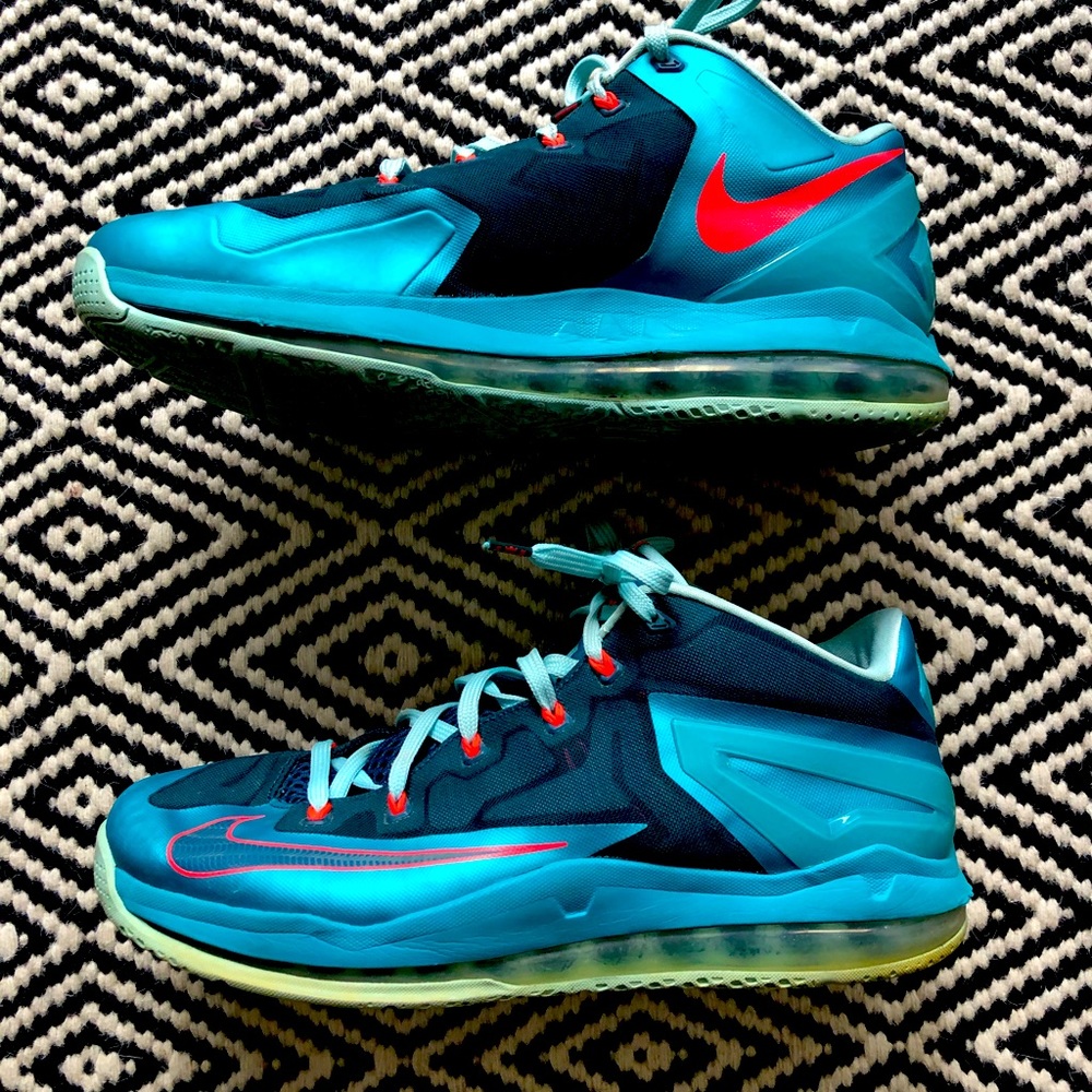 Nike Lebron 11 Low Turbo Green